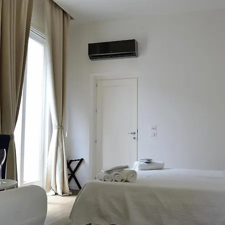 B&B Mondello Resort לינה וארוחת בוקר