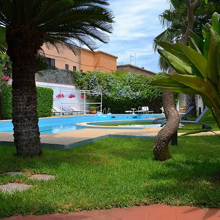 B&B Mondello Resort Bed & Breakfast 4*