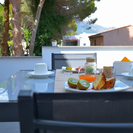B&B Mondello Resort לינה וארוחת בוקר מונדלו