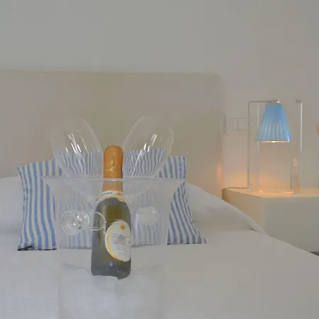 לינה וארוחת בוקר B&B Mondello Resort 4*