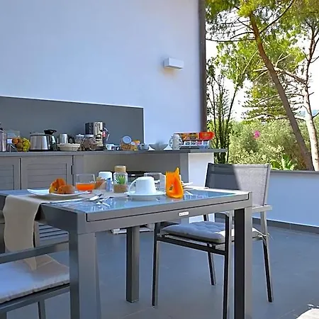 Bed and breakfast B&B Mondello Resort 4*