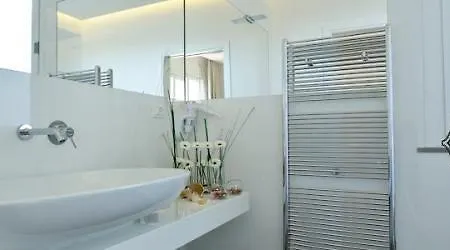 B&B Mondello Resort לינה וארוחת בוקר 4*