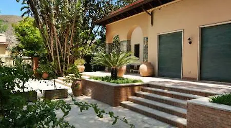 B&B Mondello Resort 몬델로